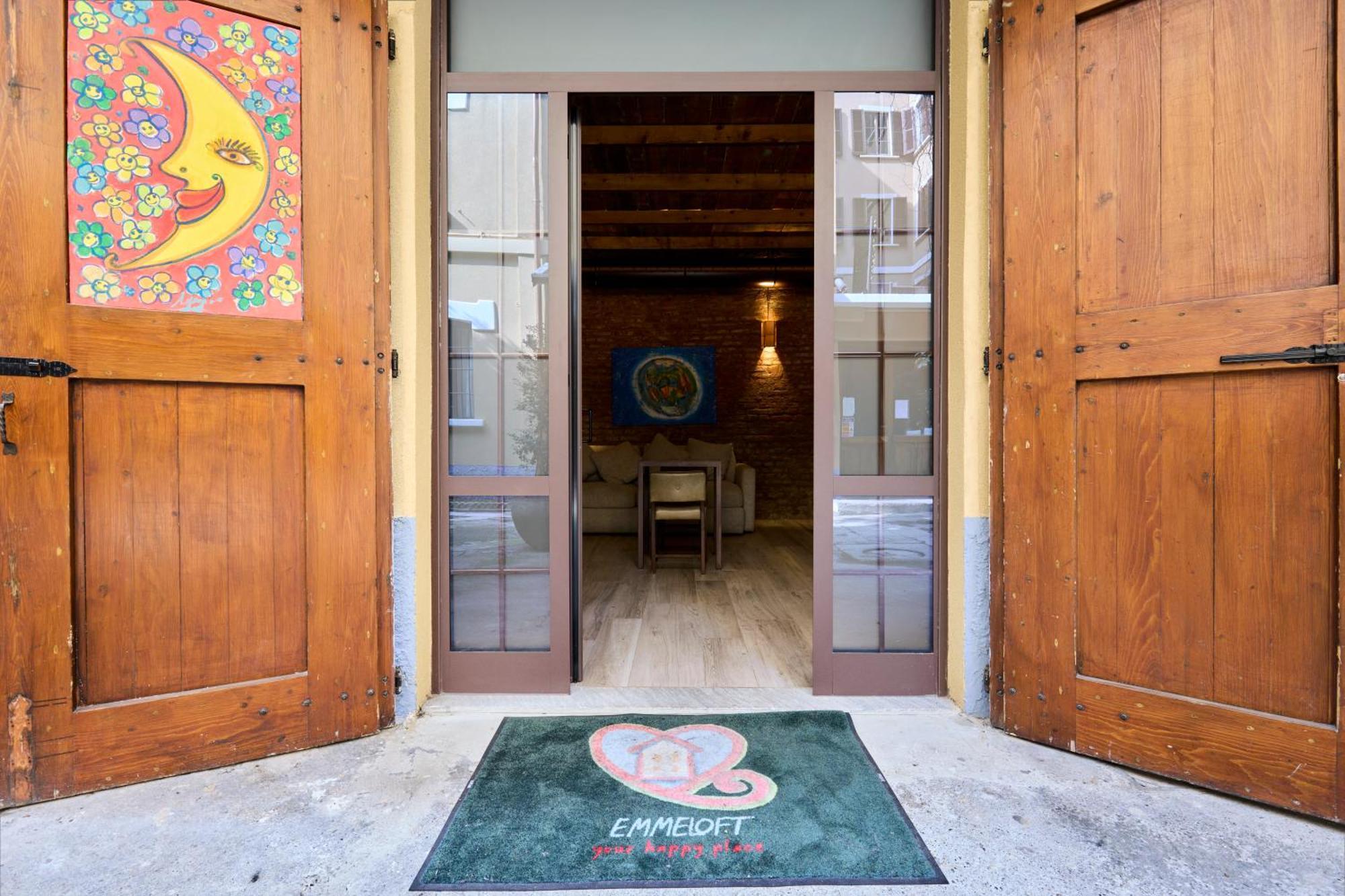 شقة Red Moon-Emme Loft ميلان المظهر الخارجي الصورة